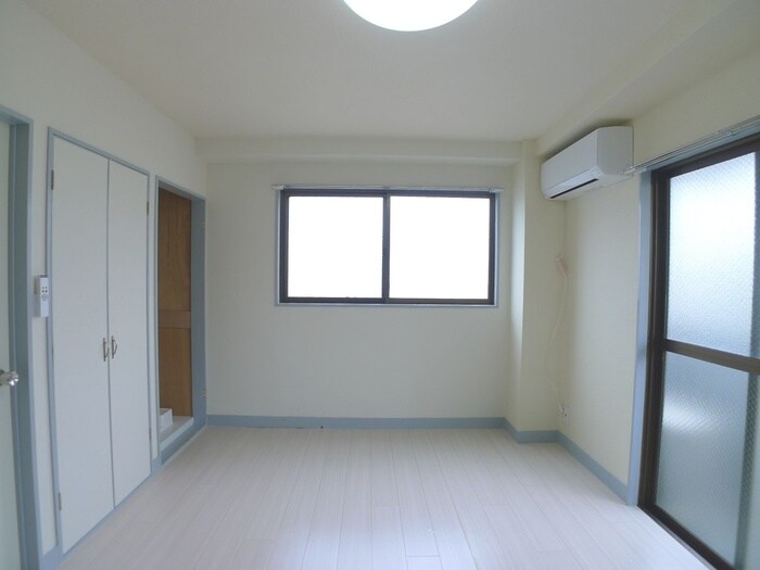 ベルコリ－ヌ上本郷の物件内観写真