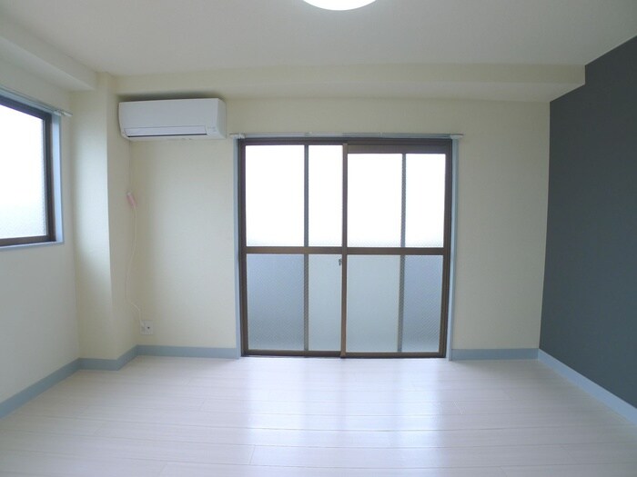 ベルコリ－ヌ上本郷の物件内観写真