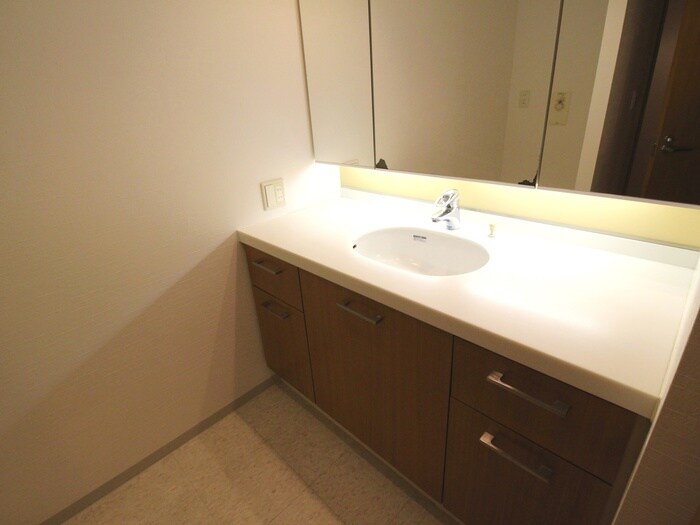 神楽坂ﾄﾜｲｼｱﾋﾙｻｲﾄﾞﾚｼﾞﾃﾞﾝｽ(417)の物件内観写真