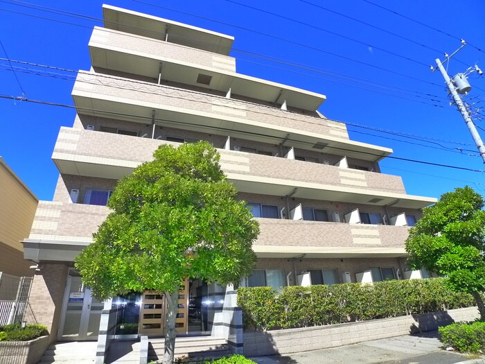 市川妙典レジデンスの物件外観写真