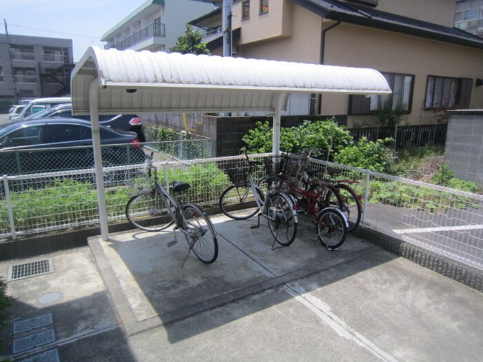 リ－ブ・ロジュマンの物件外観写真