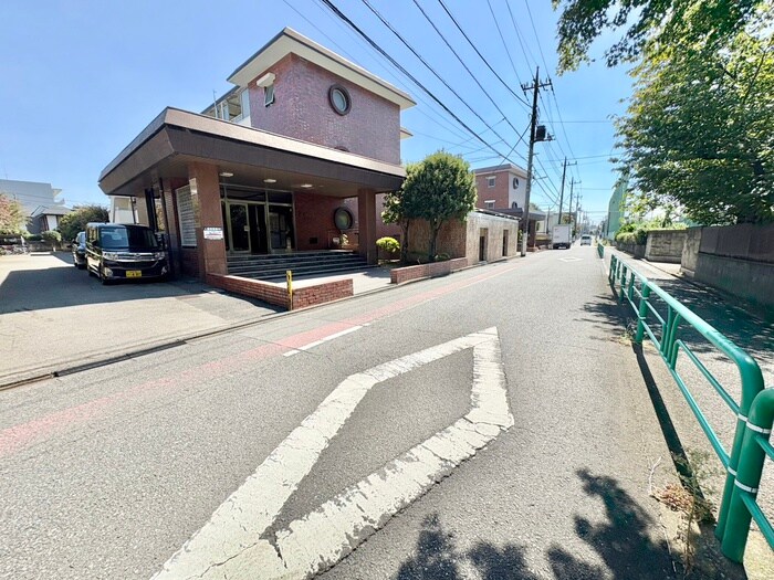 清水マンション　2号棟の物件外観写真