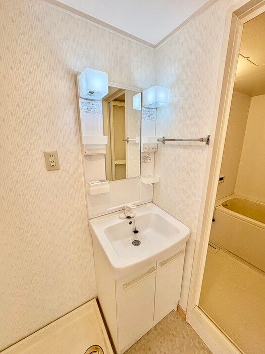 清水マンション　2号棟の物件内観写真