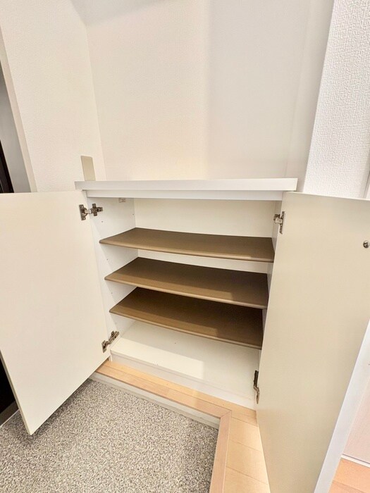 清水マンション　2号棟の物件内観写真