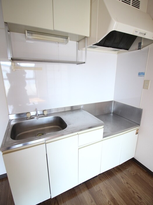 ラグリューⅡの物件内観写真