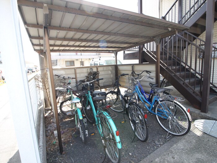 ラグリューⅡの物件外観写真