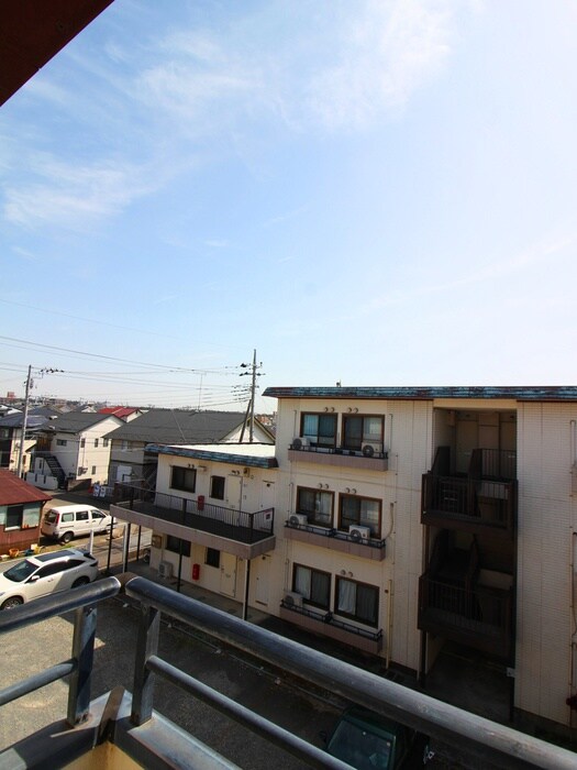 ラグリューⅡの物件内観写真