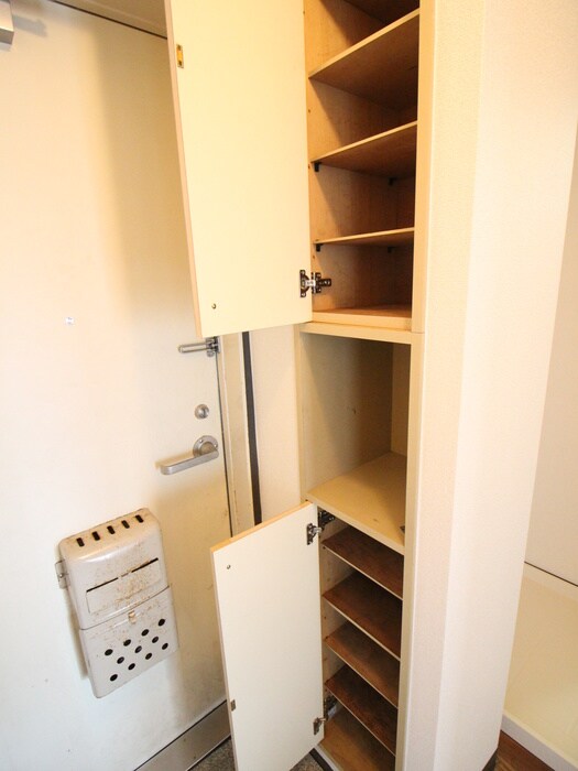 ラグリューⅡの物件内観写真