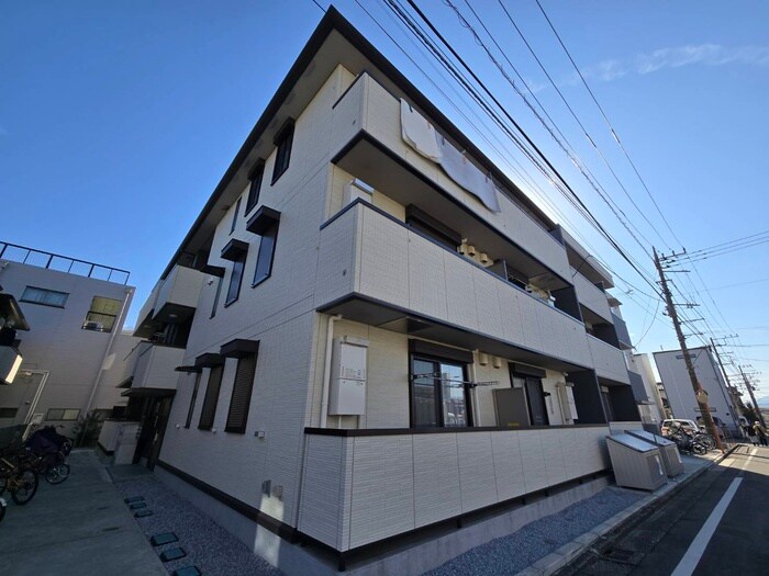 エメ　ドゥーズの物件外観写真