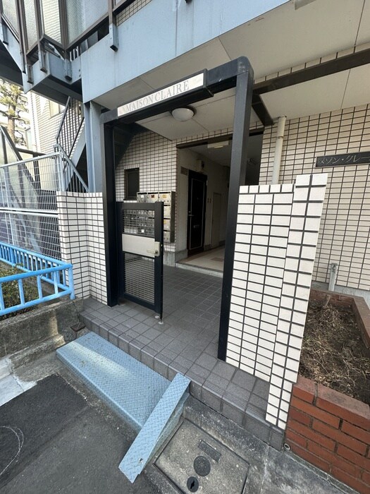 ﾒｿﾞﾝｸﾚｰﾙの物件外観写真