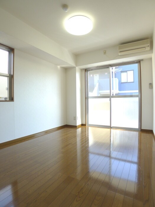 グロ－ガ－デンⅡの物件内観写真