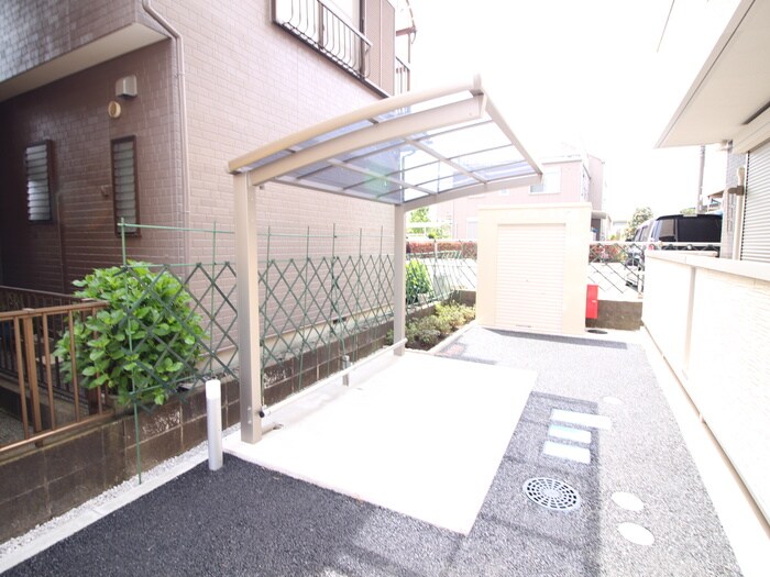 アストンガーデンの物件外観写真