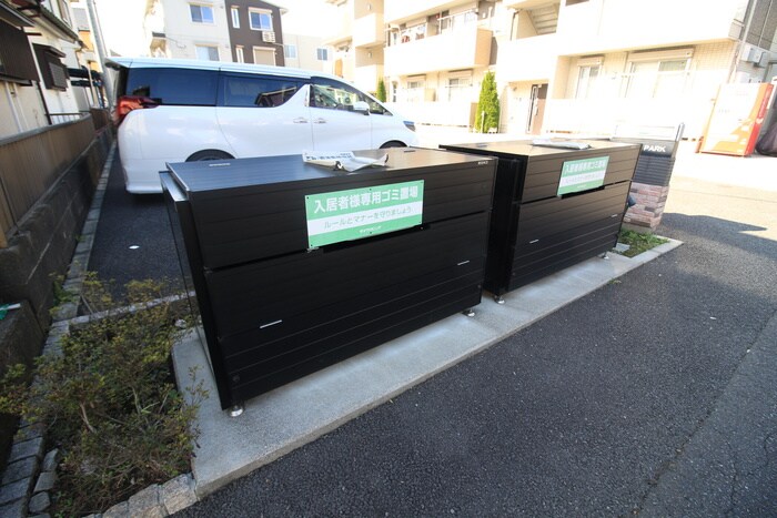 アストンガーデンの物件外観写真