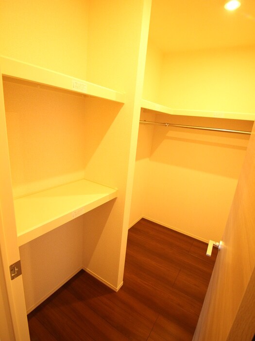 アストンガーデンの物件内観写真