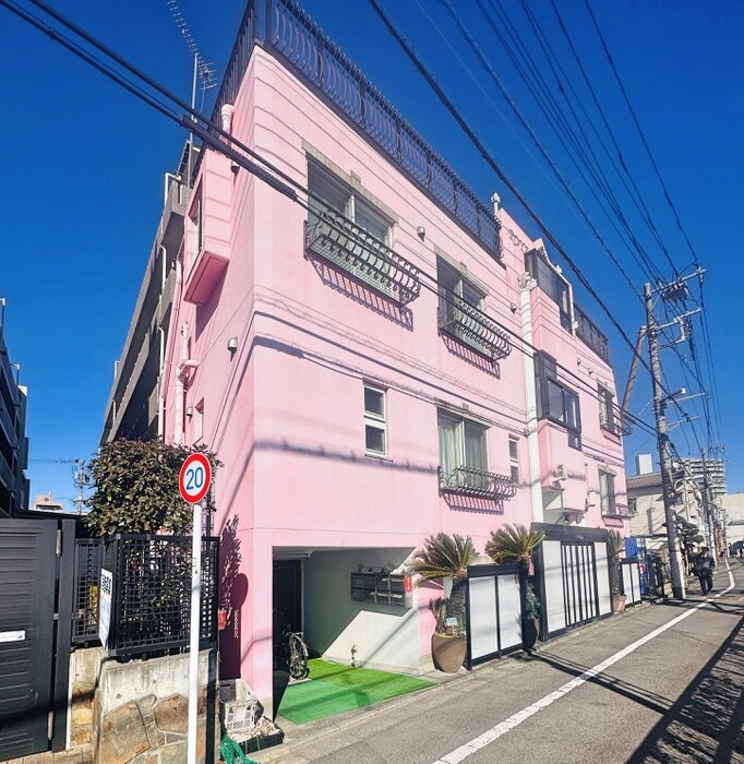 ロイヤルハワイアンの物件外観写真