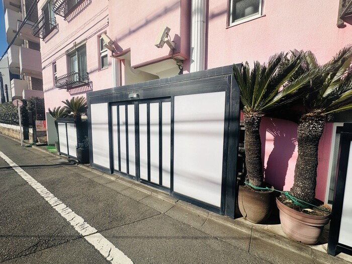 ロイヤルハワイアンの物件外観写真