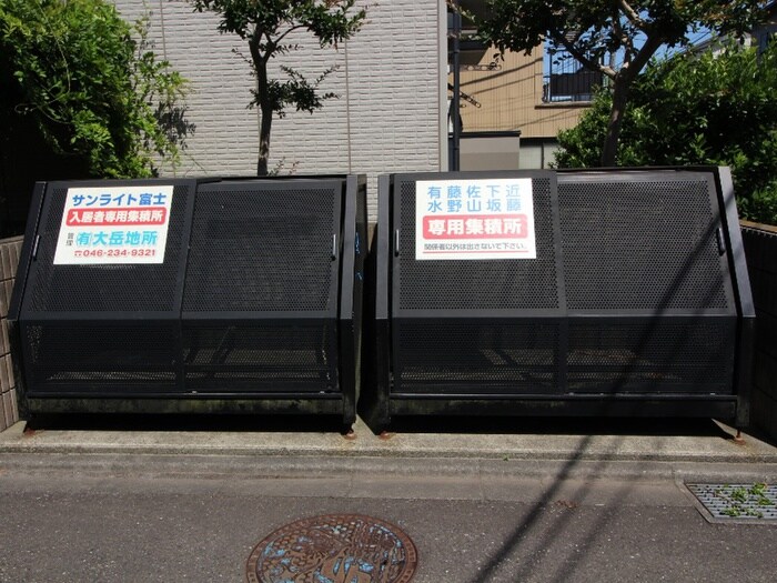 サンライト富士Bの物件外観写真