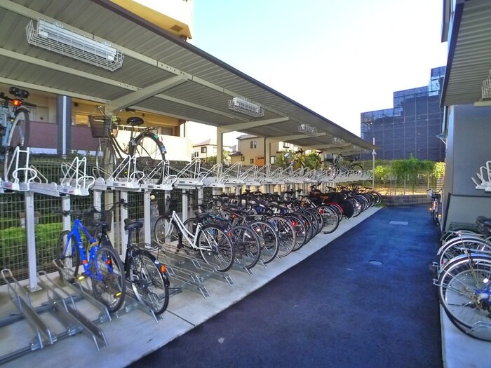 LIME RESIDENCE HIGASHINAKAYAMAの物件外観写真