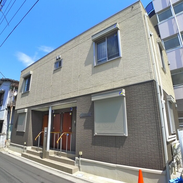 アジュールの物件外観写真