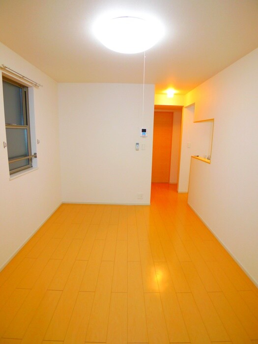 シャンドゥ　フル－ルⅡの物件内観写真