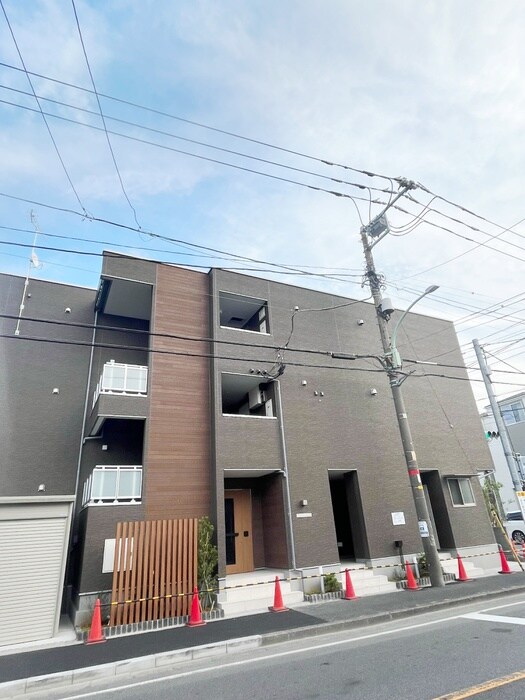 ヴィラ川口元郷の物件外観写真