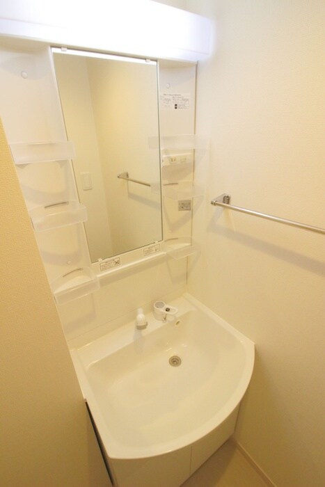 ヴィラ川口元郷の物件内観写真