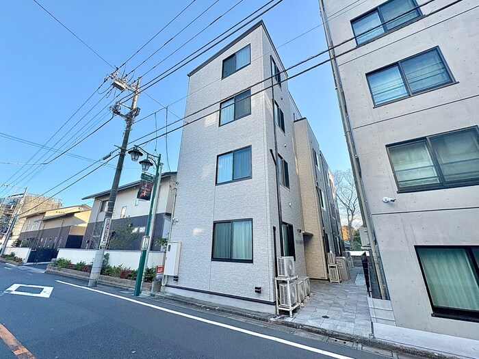 セレリア春日町の物件外観写真