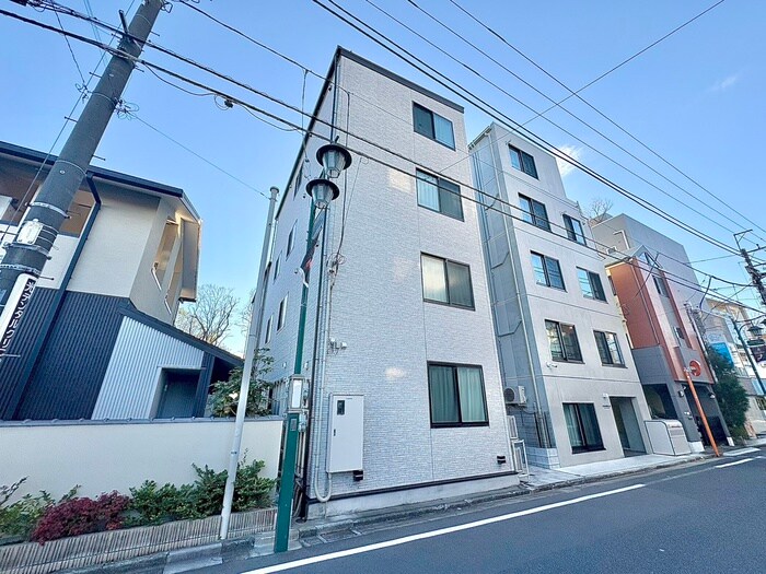 セレリア春日町の物件外観写真