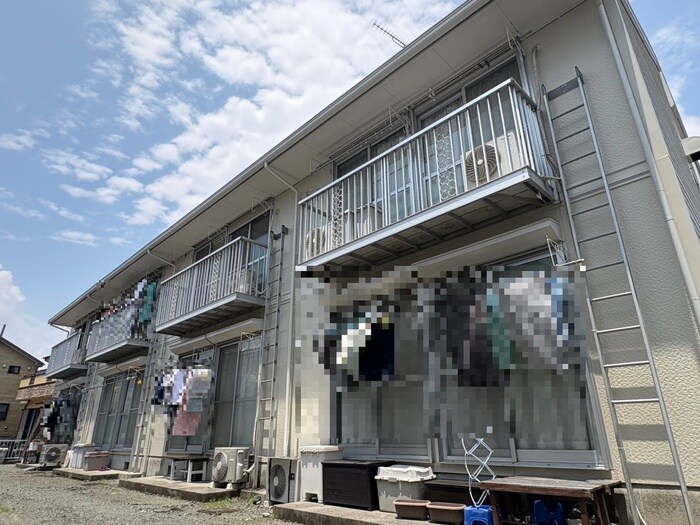 ルミエールシャトレーの物件外観写真