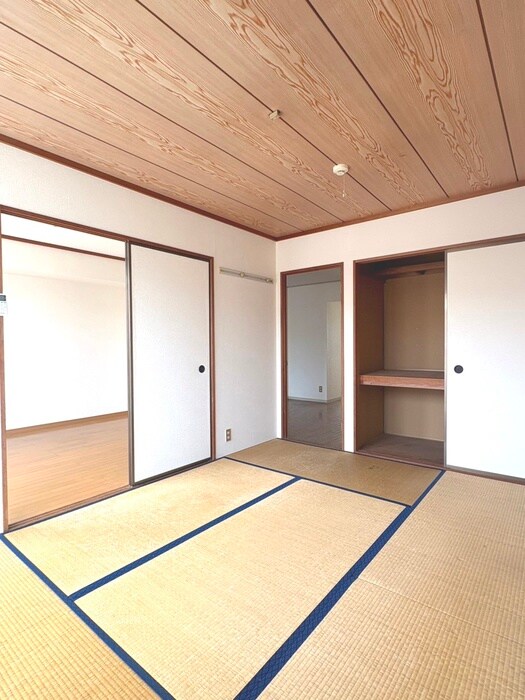 ルミエールシャトレーの物件内観写真