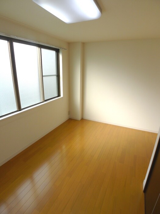 戸田ステ－ツの物件内観写真