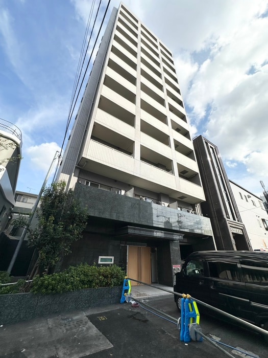 日神ﾃﾞｭｵｽﾃｰｼﾞ新宿外苑東通(301)の物件外観写真