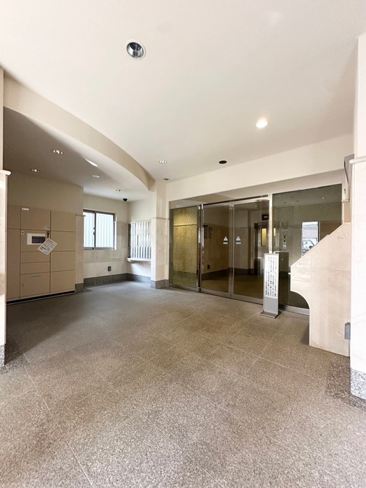 日神ﾃﾞｭｵｽﾃｰｼﾞ新宿外苑東通(301)の物件外観写真