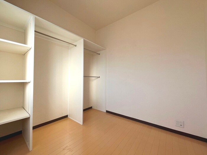 サンモール四季Ⅱの物件内観写真