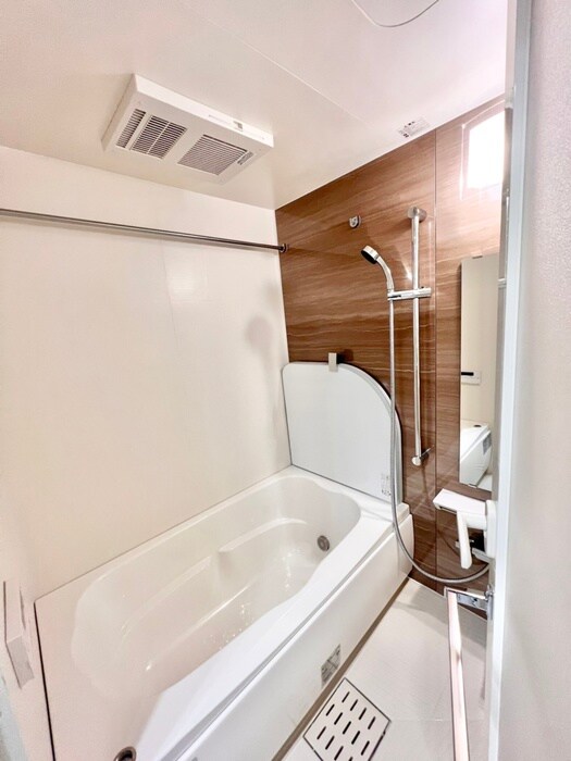 LUMIEC　HONCHO　WESTの物件内観写真