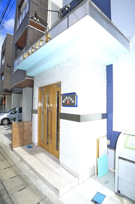 ウィステリアRの物件外観写真