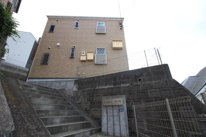 Ｇ・Ａヒルズ三ッ沢下町の物件外観写真