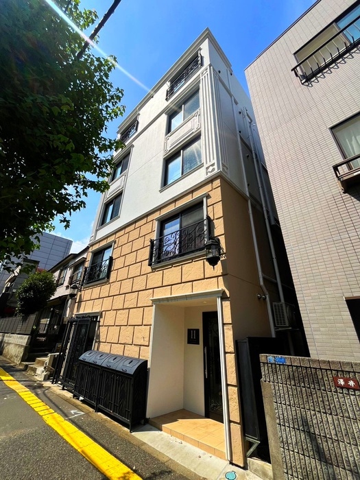 HJ　PLACE　TAKADANOBABAの物件外観写真