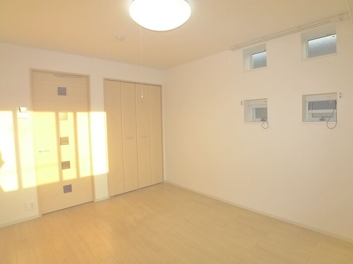 スノーフレークの物件内観写真