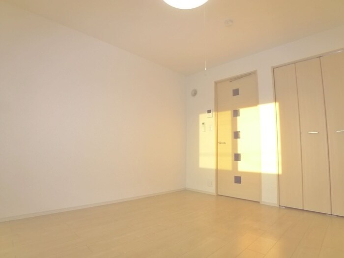 スノーフレークの物件内観写真