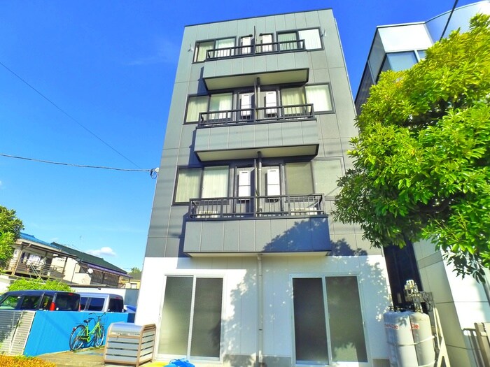 M・シャルムの物件外観写真