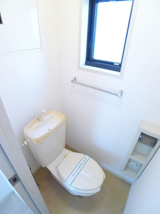 メゾン菊富士Ａの物件内観写真