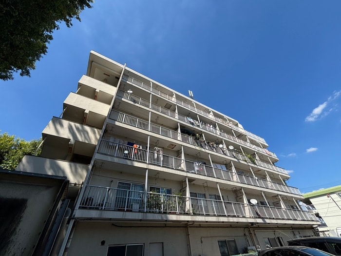 パ－クハイツの物件外観写真