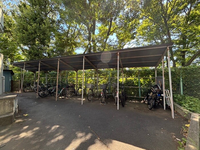 パ－クハイツの物件外観写真