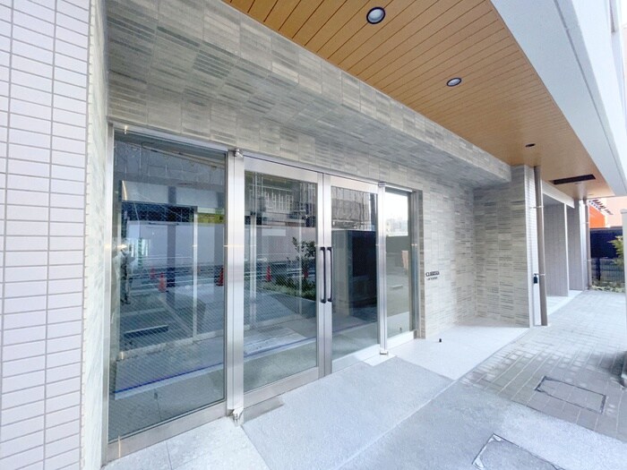 クラリティア綾瀬の物件外観写真