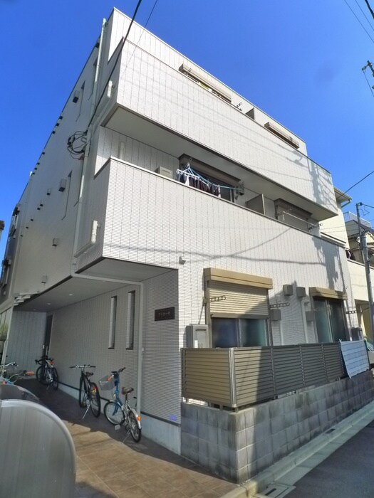 プラカーサの物件外観写真