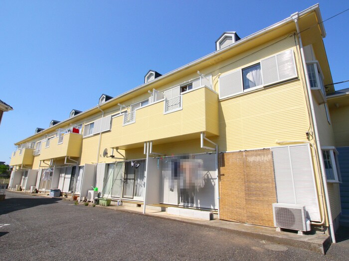 サンハイム北本の物件外観写真