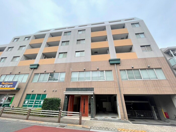 ドゥーエ芦花公園の物件外観写真