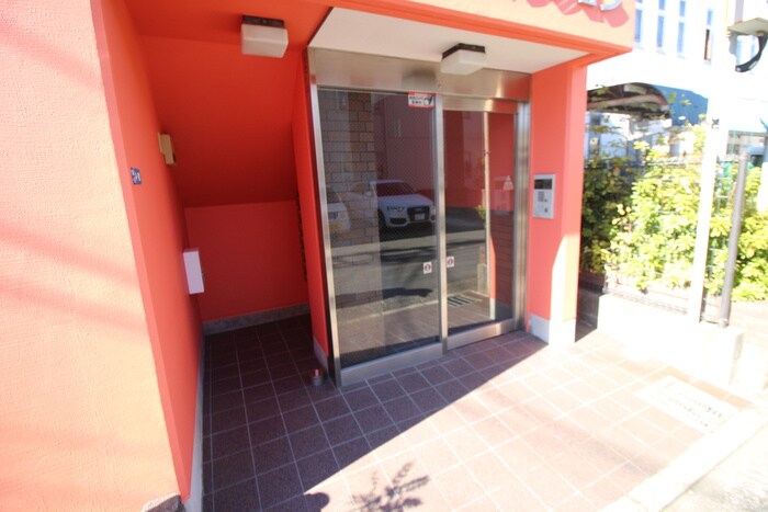 佐藤マンションの物件外観写真