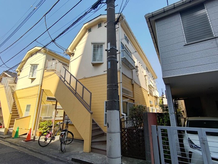 スリースターハイツ南の物件外観写真